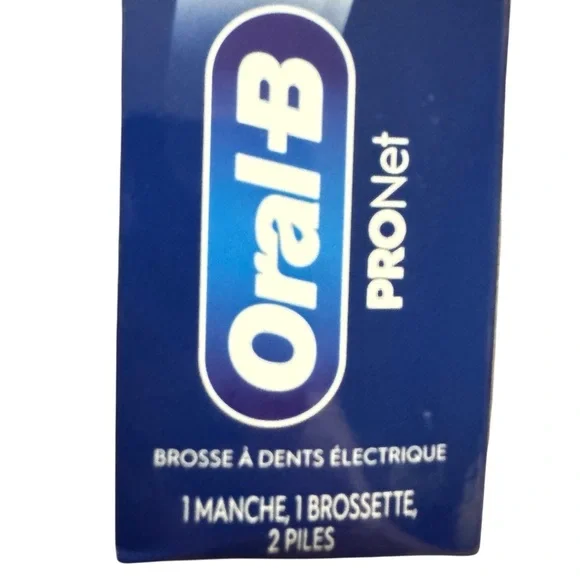 Oral-B ProClean Battery Toothbrush Whitening Clean NIB 1 Handle 1 Head 2 Batteri - Picture 6 of 11